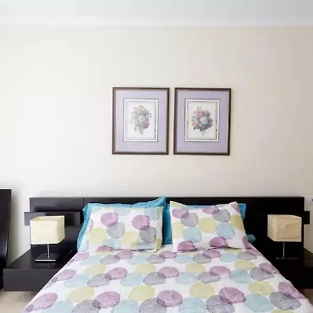 Apartamento La Salle Apartment *